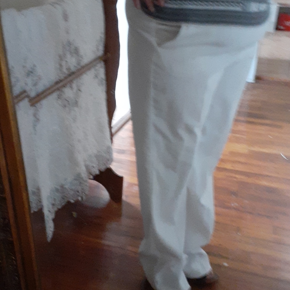 Pants - Picture 9 of 10